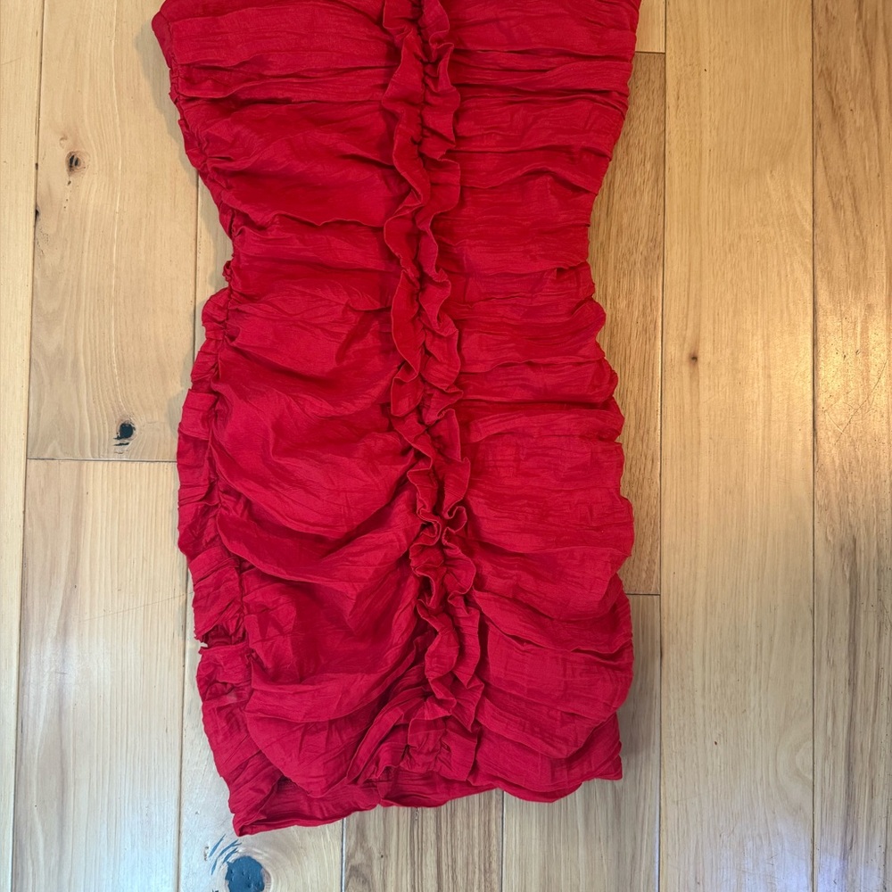 Elegant Red Strapless Dress